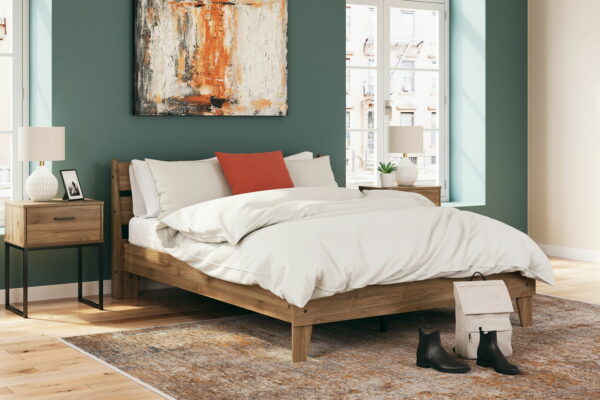 Deanlow - Panel Bedroom Set - Image 12