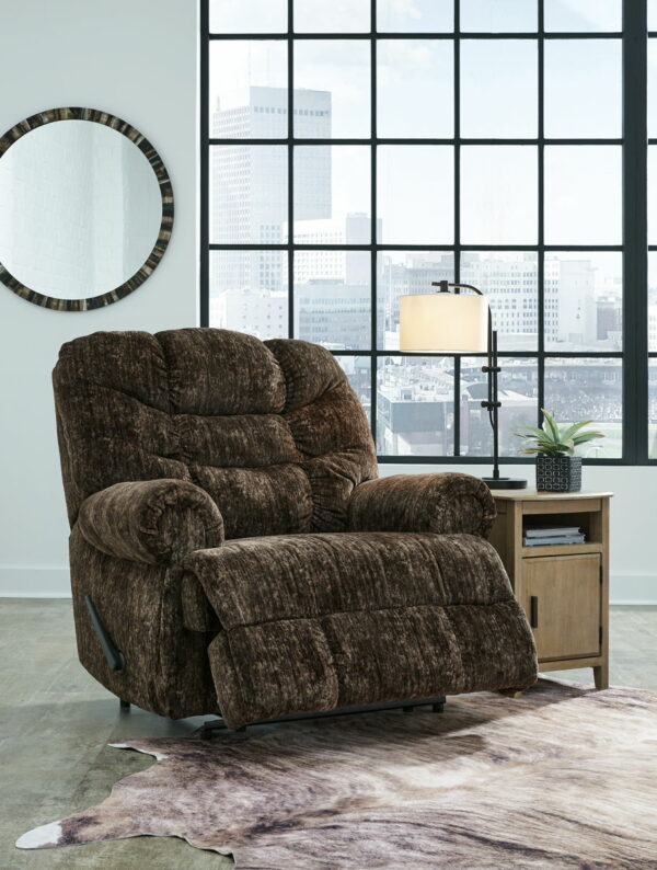 Movie Man - Zero Wall Recliner - Image 17
