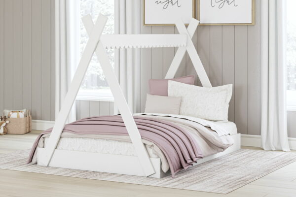 Hallityn - Tent Complete Bed Set - Image 16