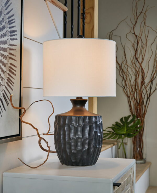 Ellisley - Black - Ceramic Table Lamp - Image 5