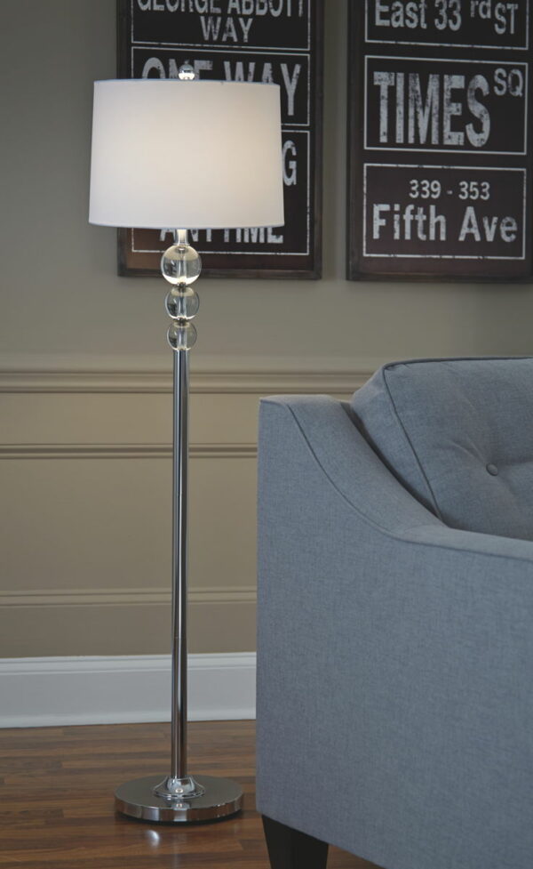Joaquin - Clear / Chrome Finish - Crystal Floor Lamp - Image 5
