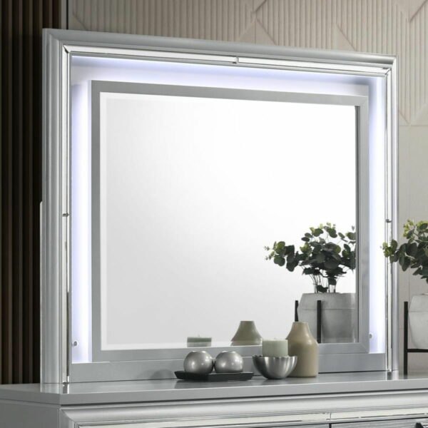 Veronica - Dresser Mirror - Light Silver - Image 4