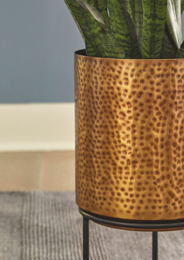 Donisha - Antique Brass Finish - Planter Set (Set of 2) - Image 4