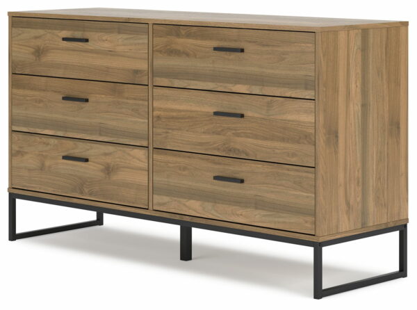 Deanlow - Honey - Six Drawer Dresser - Image 8