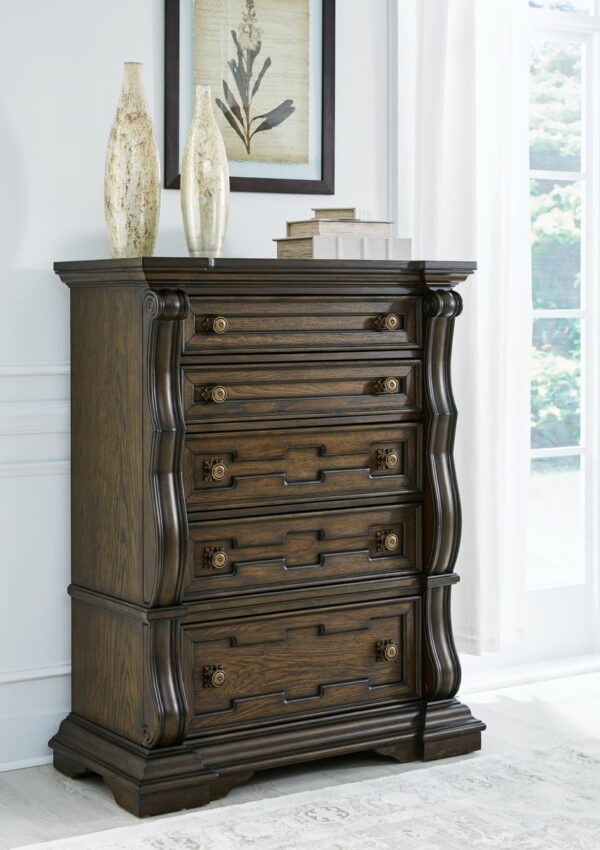 Maylee - Upholstered Bedroom Set - Image 9