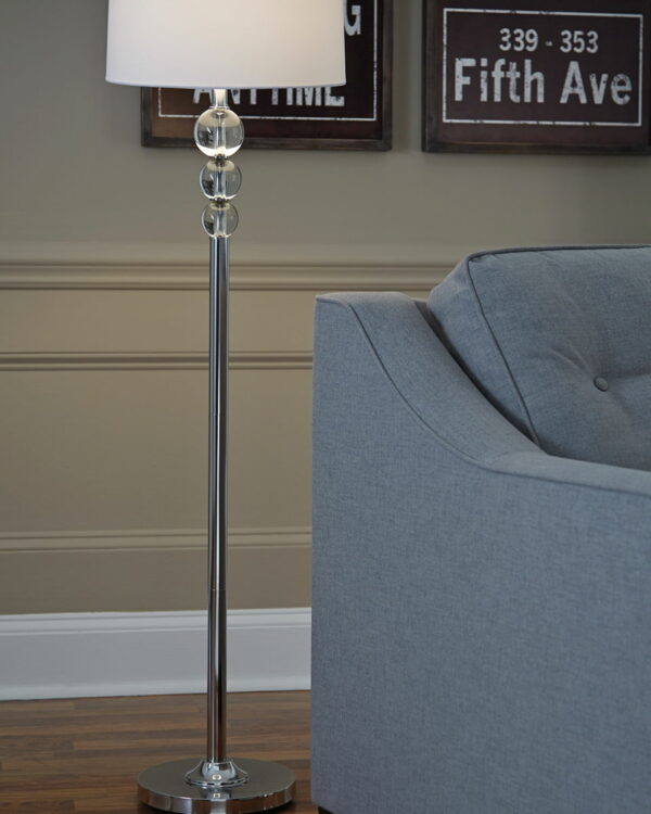 Joaquin - Clear / Chrome Finish - Crystal Floor Lamp - Image 3