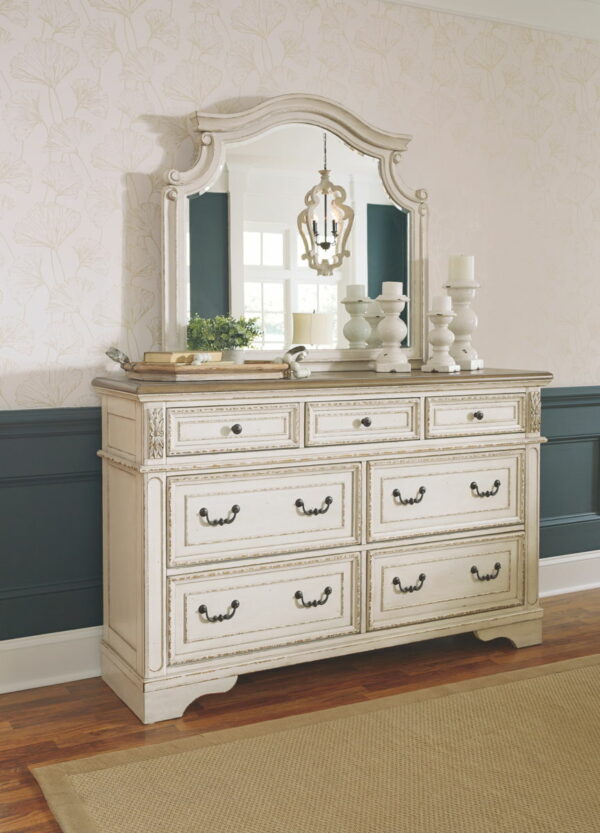 Realyn - Bedroom Sleigh Bed Set - Image 38