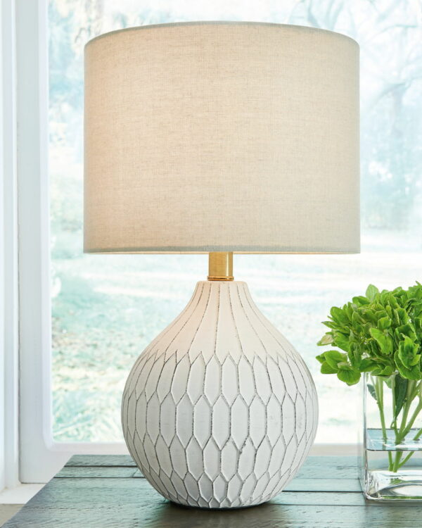 Wardmont - White - Ceramic Table Lamp - Image 3