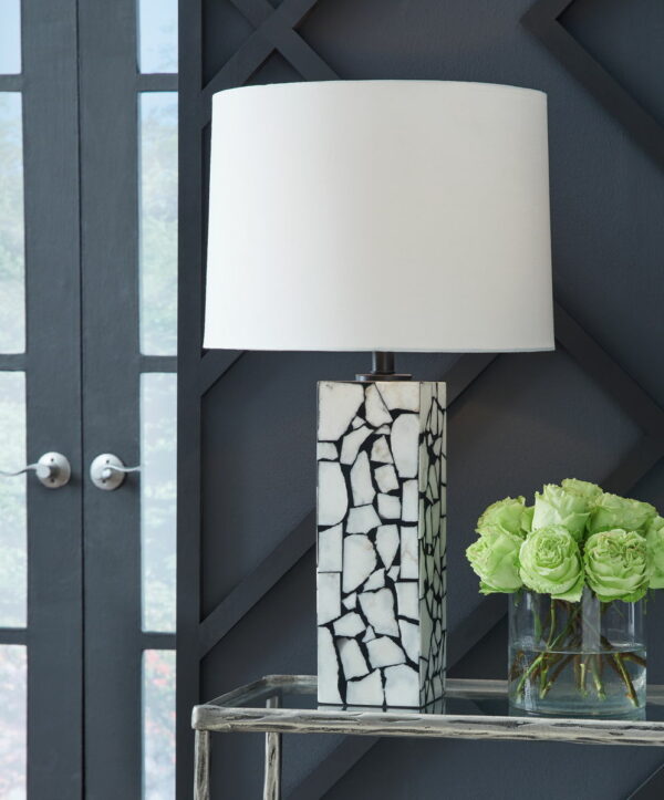 Macaria - White / Black - Marble Table Lamp - Image 4