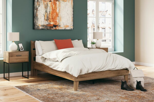 Deanlow - Platform Panel Bed - Image 3