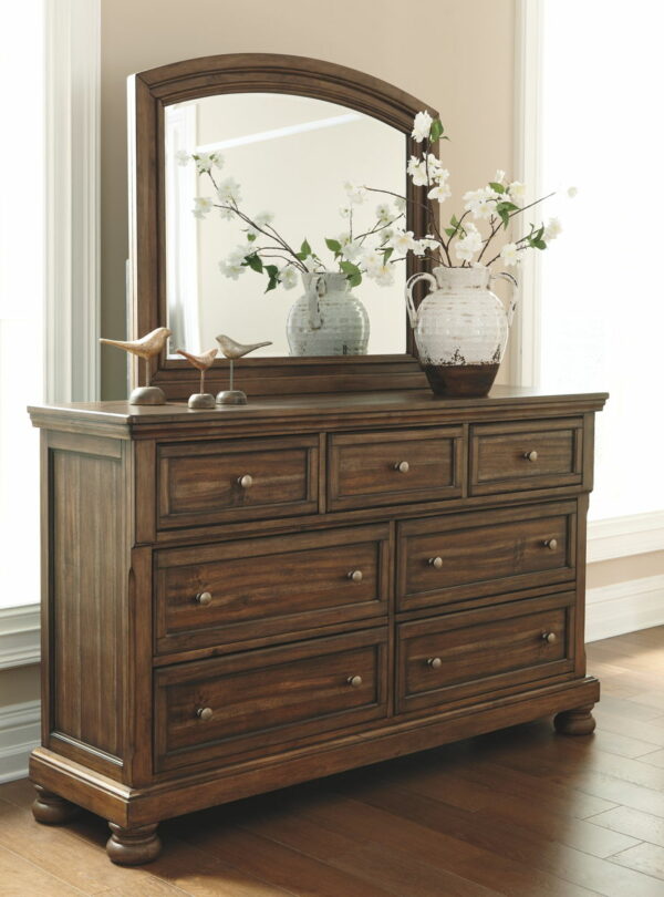 Flynnter - Panel Bedroom Set - Image 8