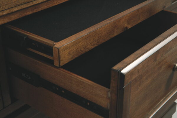 Flynnter - Sleigh Bedroom Set - Image 20