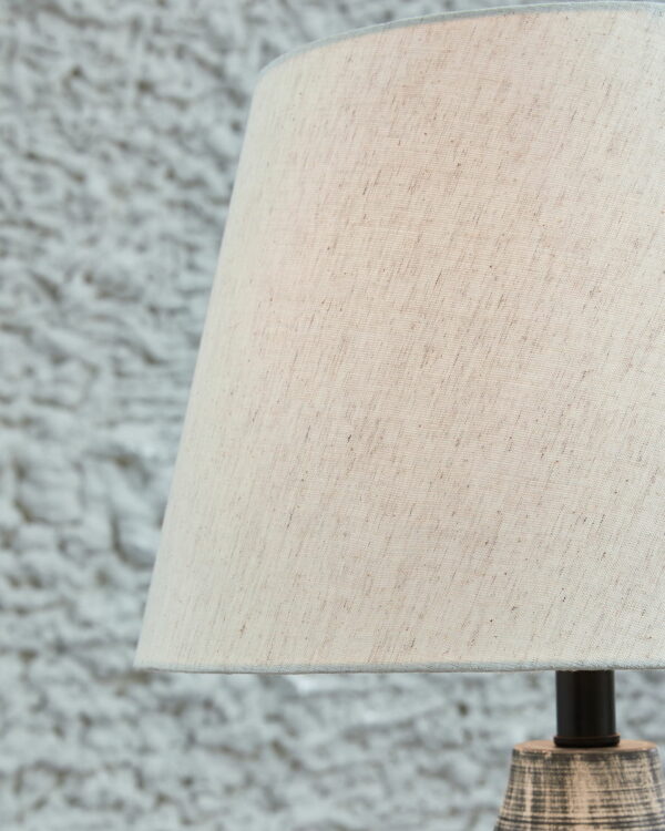 Erivell - Taupe / Black - Metal Table Lamp (Set of 2) - Image 4
