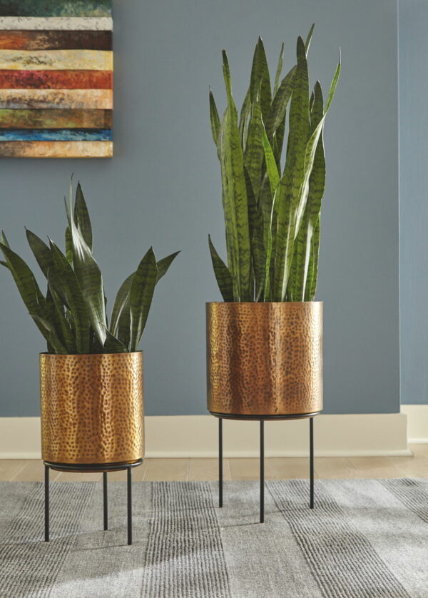 Donisha - Antique Brass Finish - Planter Set (Set of 2) - Image 2