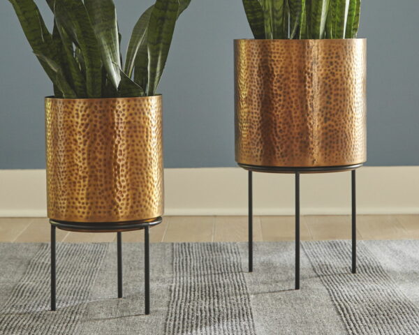 Donisha - Antique Brass Finish - Planter Set (Set of 2) - Image 3