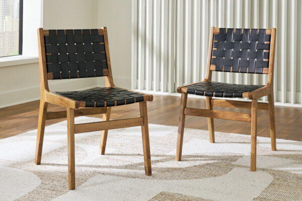 Fortmaine - Dining Room Set - Image 8