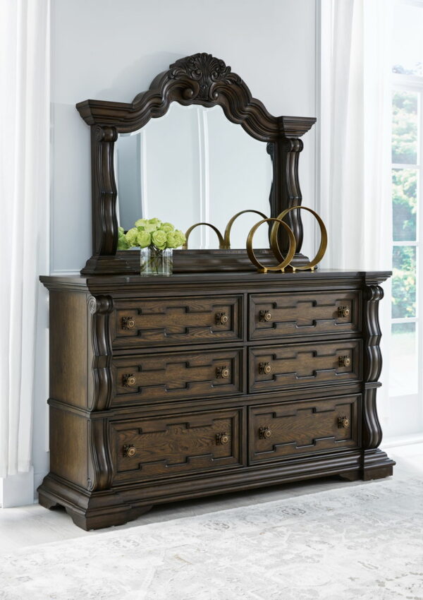 Maylee - Upholstered Bedroom Set - Image 2