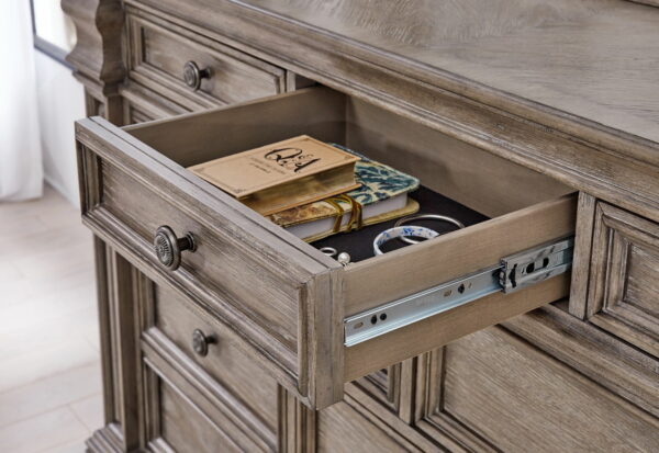 Blairhurst - Light Grayish Brown - Dresser - Image 5