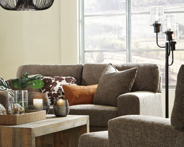 Jaak - Bronze Finish - Metal Floor Lamp - Image 6