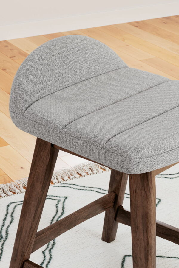 Lyncott - Counter Table Set - Image 17