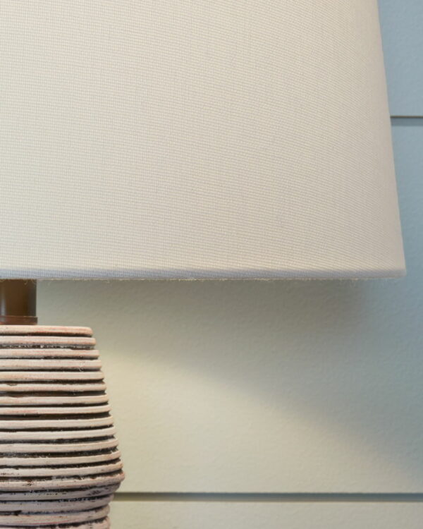 Jairburns - Brick Red / White - Poly Table Lamp (Set of 2) - Image 4