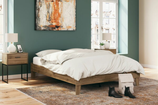 Deanlow - Platform Bed - Image 14