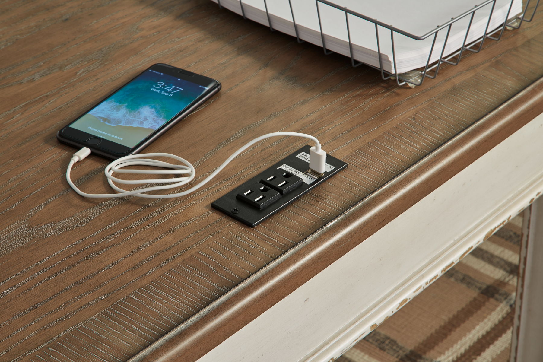 Realyn - Home Office Desk - Light Brown - Image 6