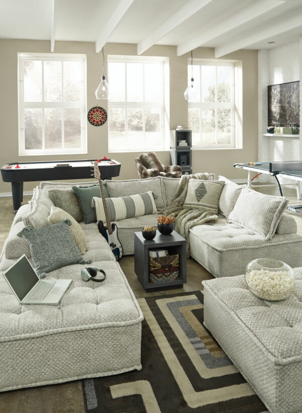 Bales - Accent Chair - Image 11