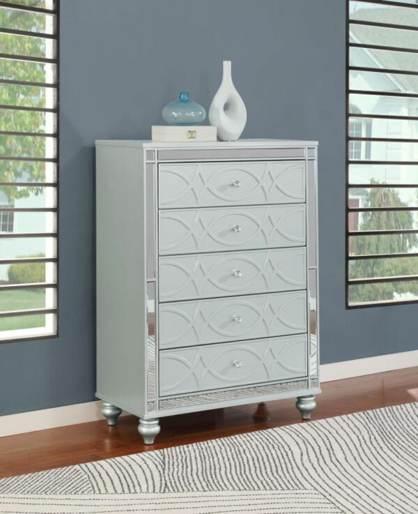 Gunnison - 5-Drawer Bedroom Chest - Silver Metallic - Image 7