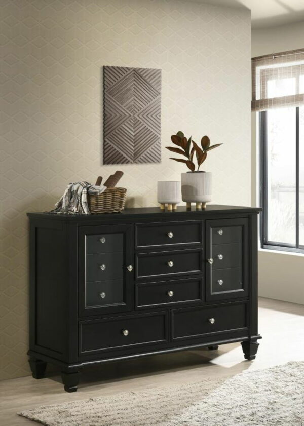 Sandy Beach - 11-drawer Rectangular Dresser - Image 13