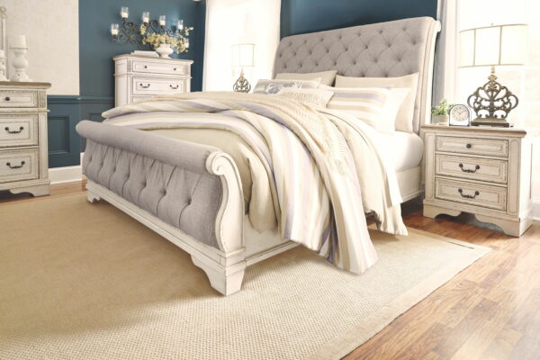 Realyn - Upholstered Sleigh Bed - Image 8