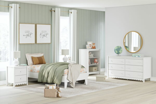 Hallityn - Platform Bed - Image 14