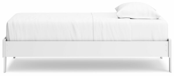 Hallityn - Platform Bed - Image 17