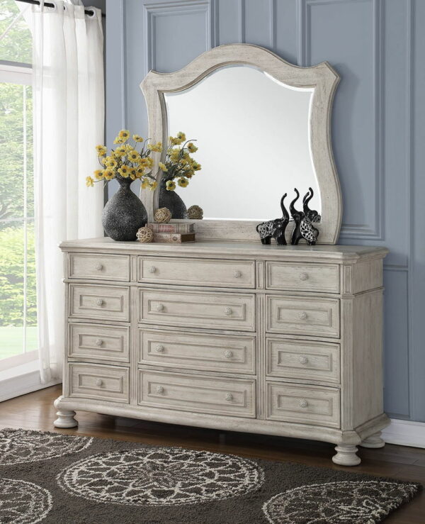 B01511 - Wood Dresser - White - Image 4
