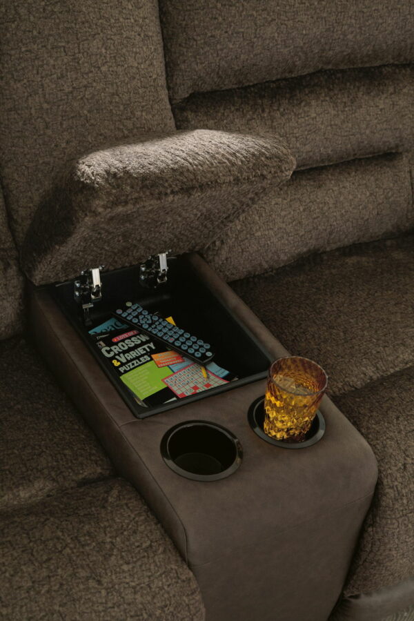 Dorman - Chocolate - Dbl Reclining Loveseat with Console - Image 6