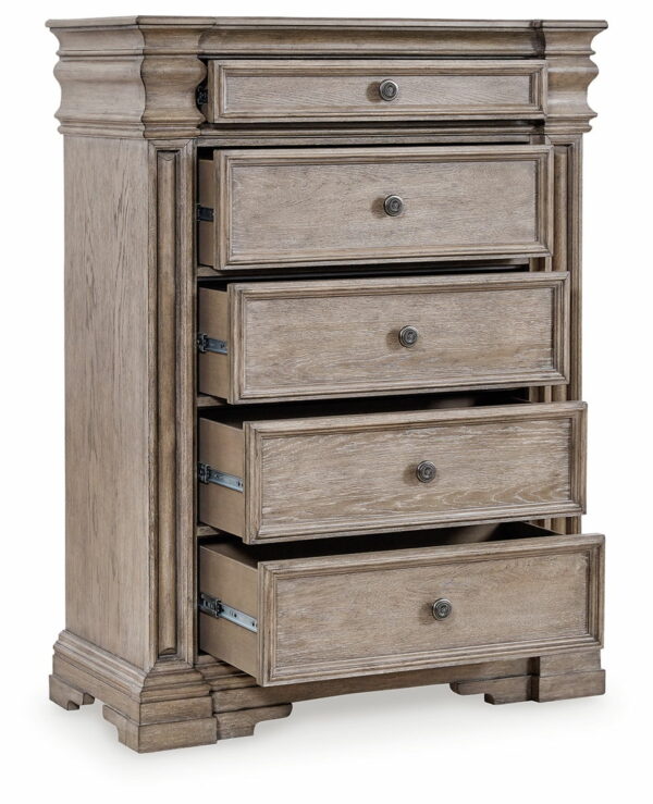 Blairhurst - Light Grayish Brown - Five Drawer Chest - Image 5