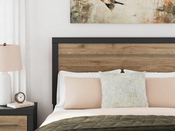 Vertani - Panel Bed - Image 29