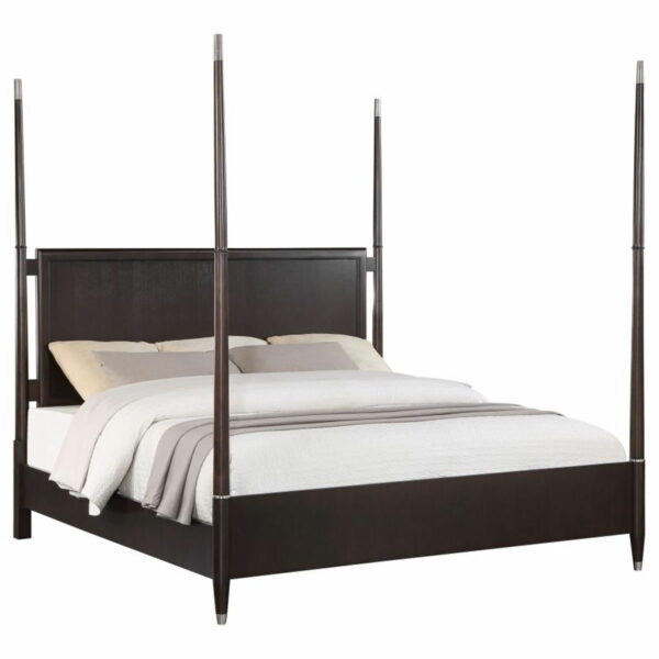 Emberlyn - Wood Poster Bed - Image 2