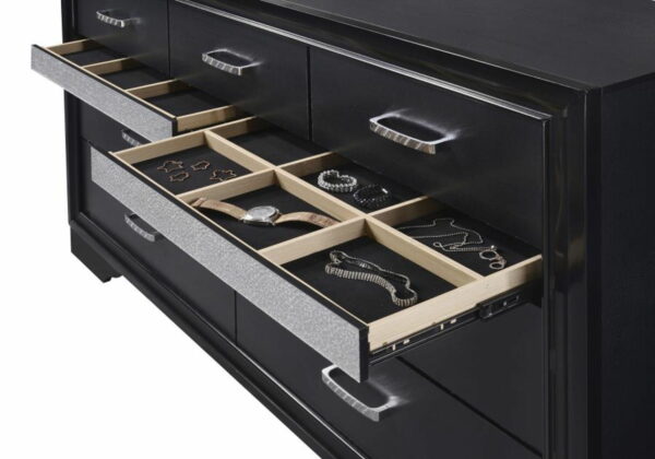 Miranda - 7-Drawer Dresser - Image 2