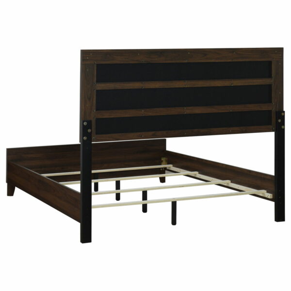 Welsley - Upholstered Bed - Image 4