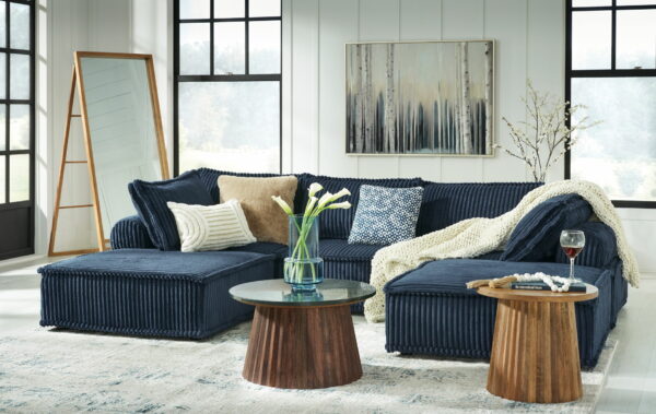 Bales - Sectional - Image 15