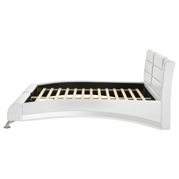 Jeremaine - Upholstered Sleigh Bed - Image 3