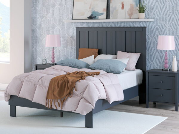 Simmenfort - Platform Bed With Panel Headboard - Image 19