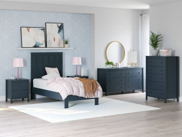 Simmenfort - Platform Bed With Panel Headboard - Image 17