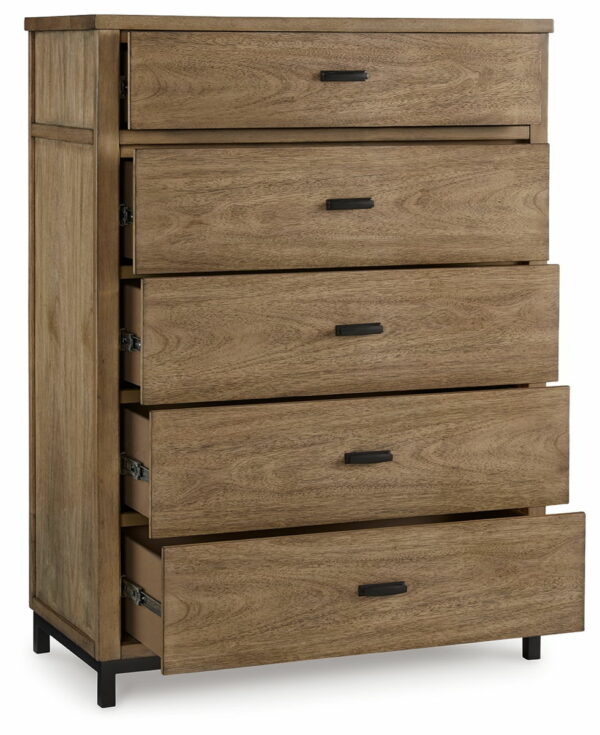 Tomtyn - Light Brown - Five Drawer Chest - Image 5
