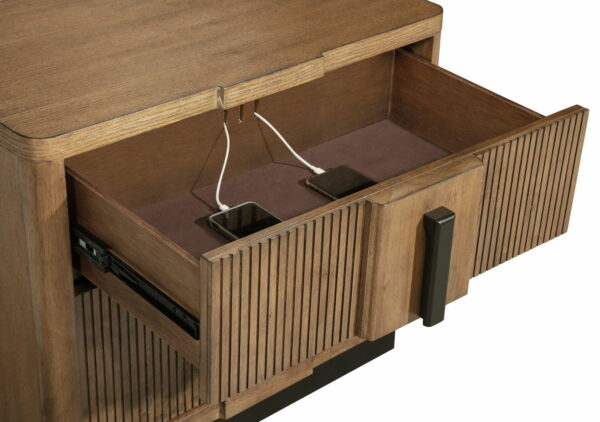 Terrace - Bedroom Set - Image 40