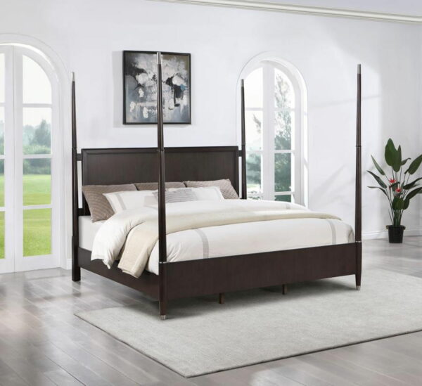 Emberlyn - Wood Poster Bed - Image 8