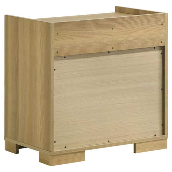 Hyland - Bedroom Set - Image 45