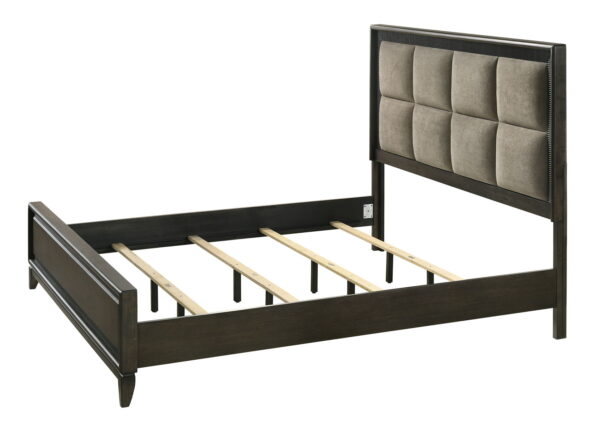 Saratoga - Upholstered Bedroom Set - Image 9