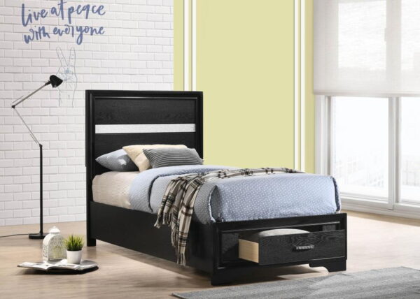Miranda - Wood Storage Panel Bed - Image 44